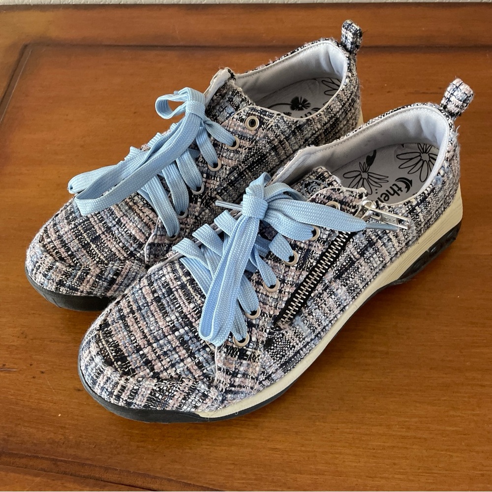 Therafit Sienna Women's Side Zip Sport Casual Shoe Blue Wave Tweed Sz 8